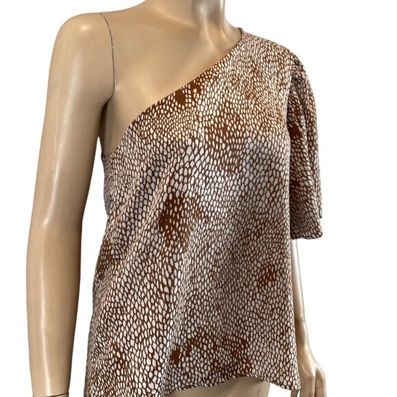 Vici One-Shoulder Brown & White Printed Top Size Small Elegant Flutter Sleeve - Picture 6 of 8